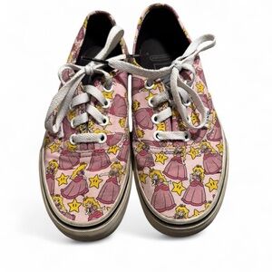 Vans Princess Peach  Pink Princess Pattern Sneakers Size 5 RARE